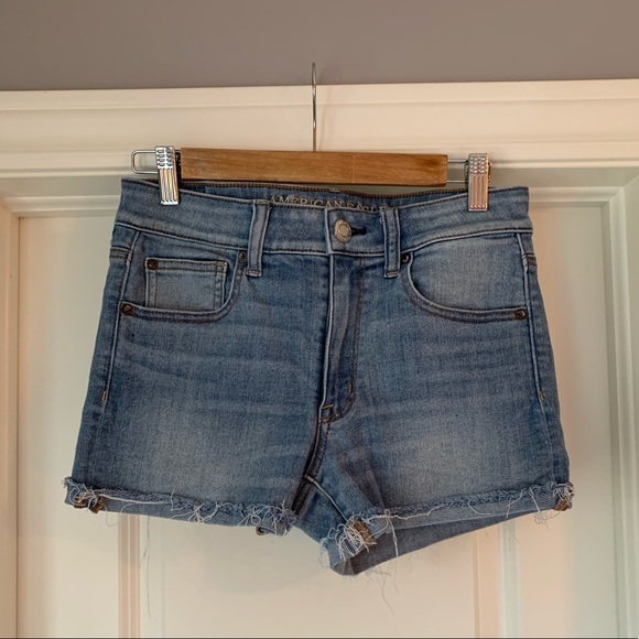 American Eagle Light Wash Denim Shorts - Picture 2 of 6